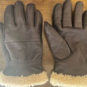 Men’s UGG leather gloves size XL